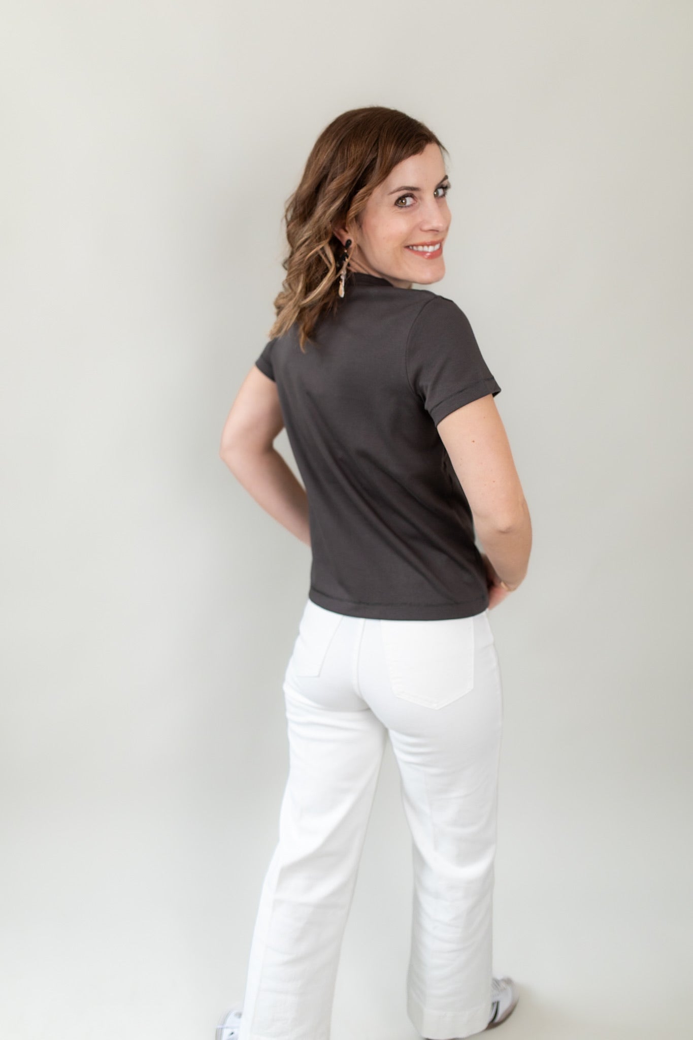 CROPPED WIDE LEG JEANS